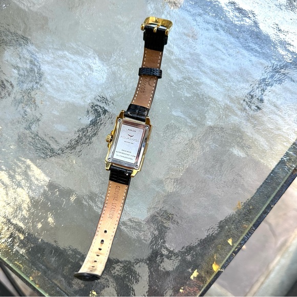 Women's AQUASWISS Avalon AVLD001 Swiss Watch Diamond Accent New Battery Running - Picture 13 of 14